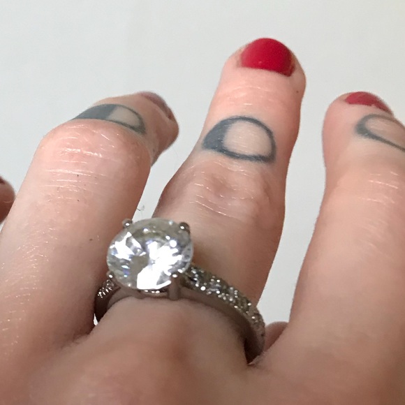 Cubic Zirconia Silver Tone Ring - Picture 4 of 5